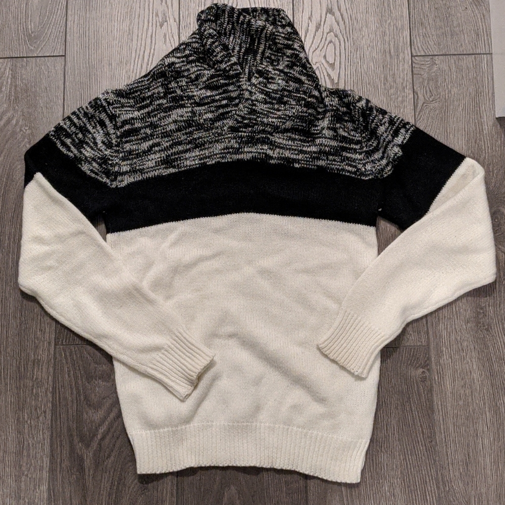 For Him London • Sweater